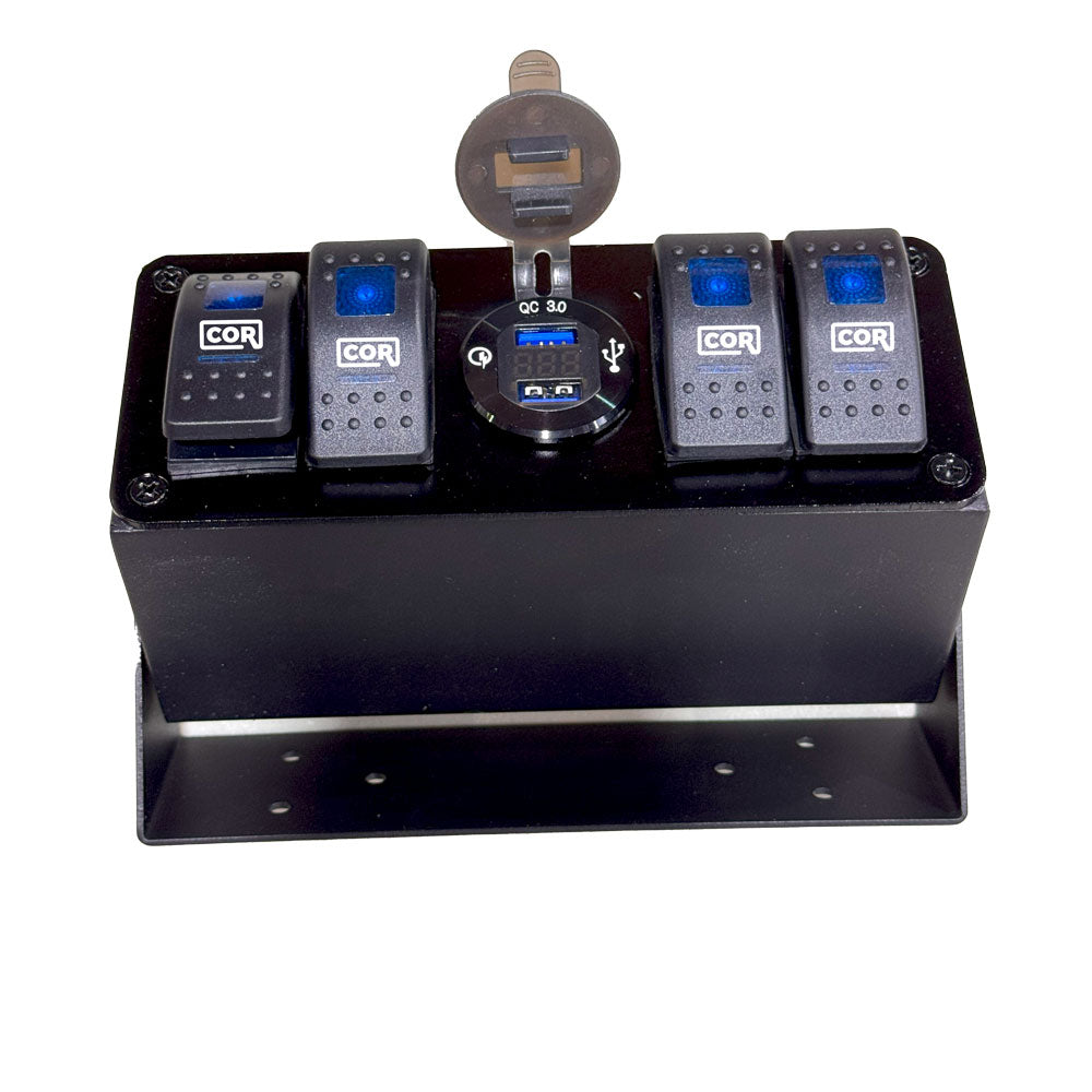 4 Switch Switchbox with USBC-USB & Volt Meter